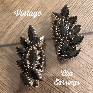 Vintage Black Glass Rhinestone Cluster Clip Earrings